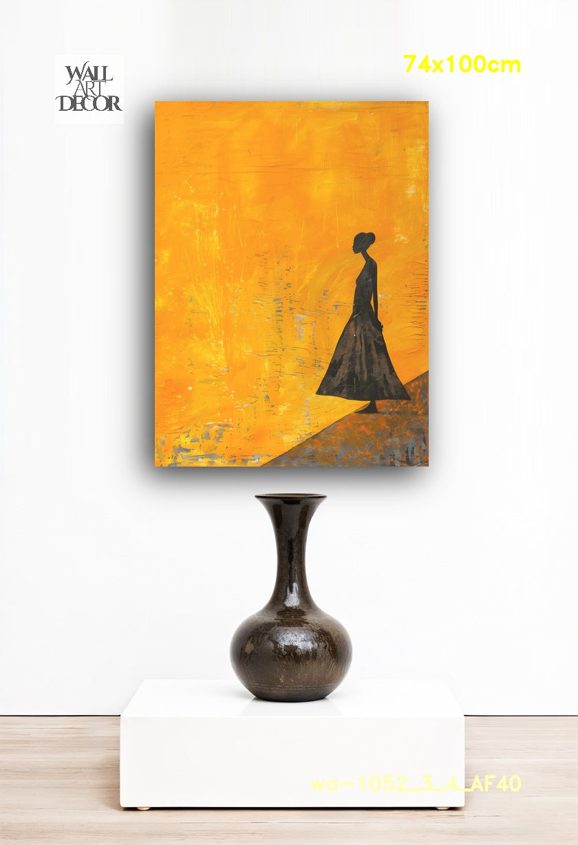 إشراقة العنبر: الصورة الظلية الذهبية – لوحة جدارية عصرية بدون إطار