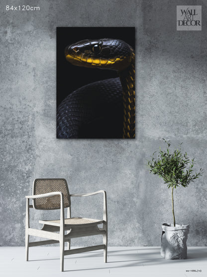 السم الذهبي: صورة ثعبانية منتصف الليل – لوحة جدارية حديثة بدون إطار