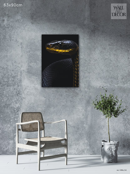 السم الذهبي: صورة ثعبانية منتصف الليل – لوحة جدارية حديثة بدون إطار