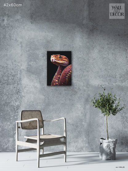مقياس قرمزي: صورة ثعبانية أثيرية - لوحة جدارية حديثة بدون إطار