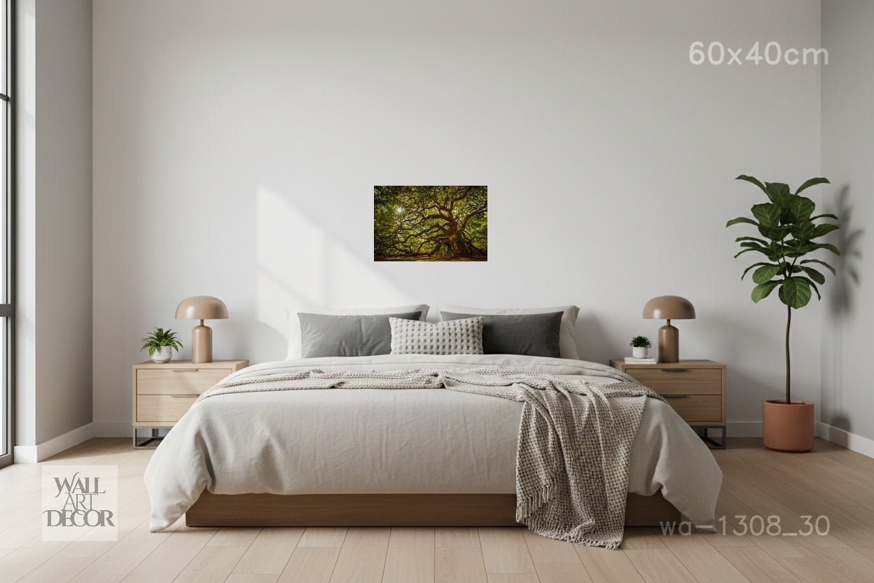 شجرة البلوط العتيقة للحياة: مظلة غارقة بأشعة الشمس – لوحة جدارية عصرية بدون إطار