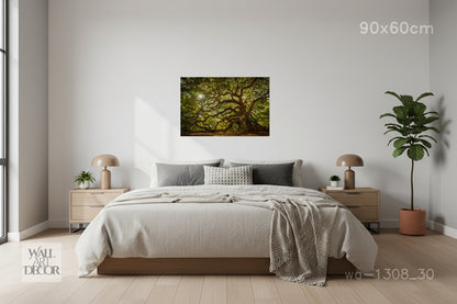 شجرة البلوط العتيقة للحياة: مظلة غارقة بأشعة الشمس – لوحة جدارية عصرية بدون إطار